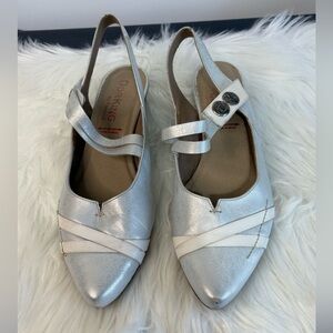 Women's Silver and Cream Slingback Flats